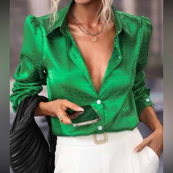 Luxe green jacquard button down business casual top